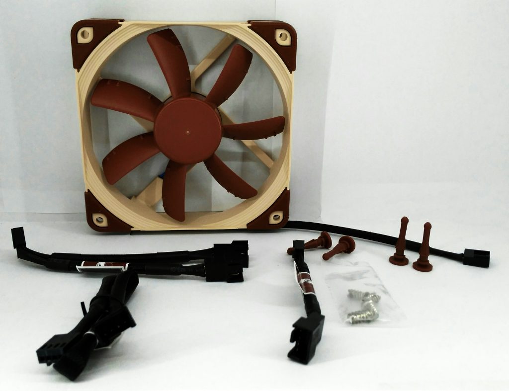 Noctua NF-S12A PWM 5